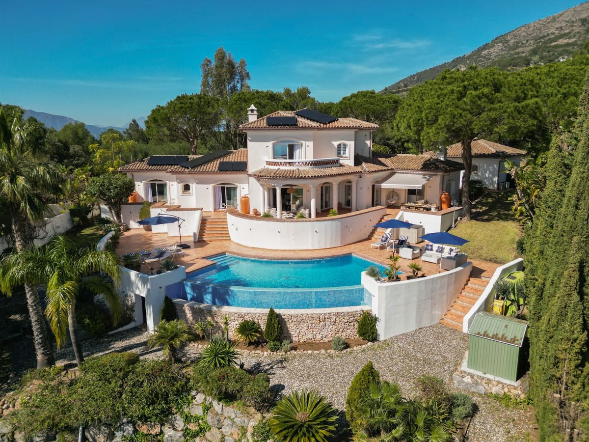 4 bedroom Villa For Sale