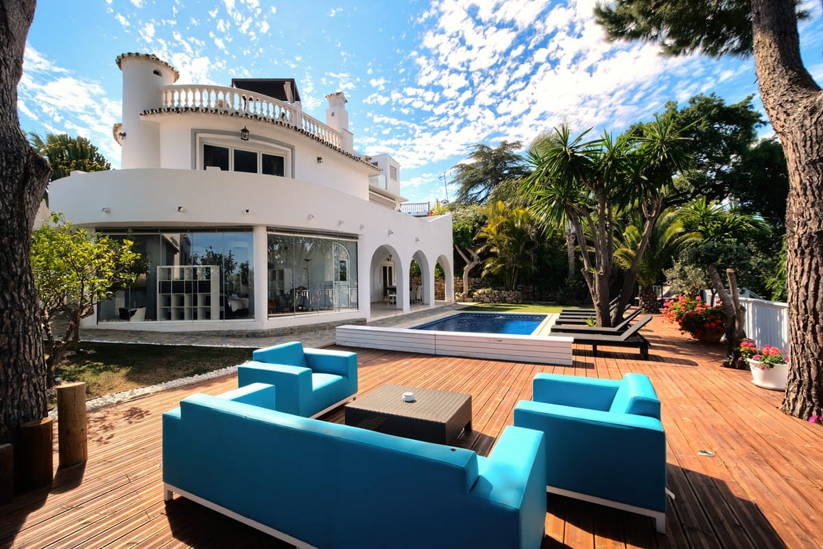 4 bedroom Villa For Sale