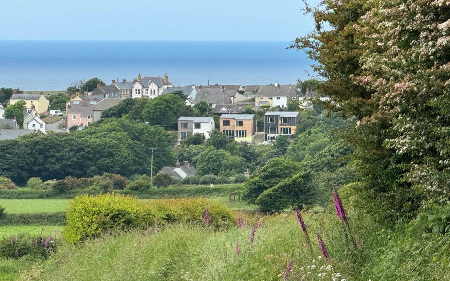 5 bedroom Property For Sale