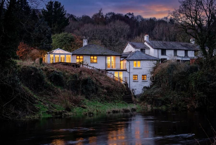 3 bedroom Cottage For Sale
