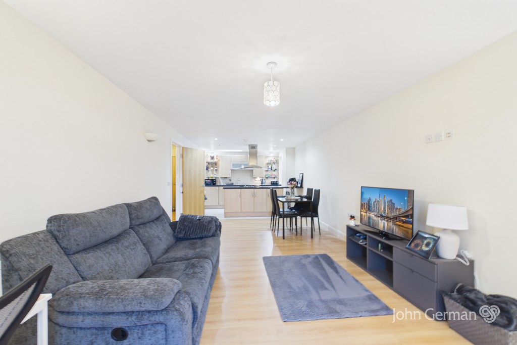 1 bedroom Flat For Sale