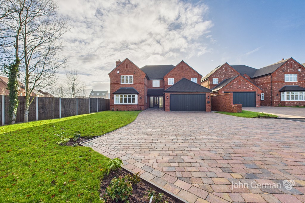 5 bedroom Detached house For Sale