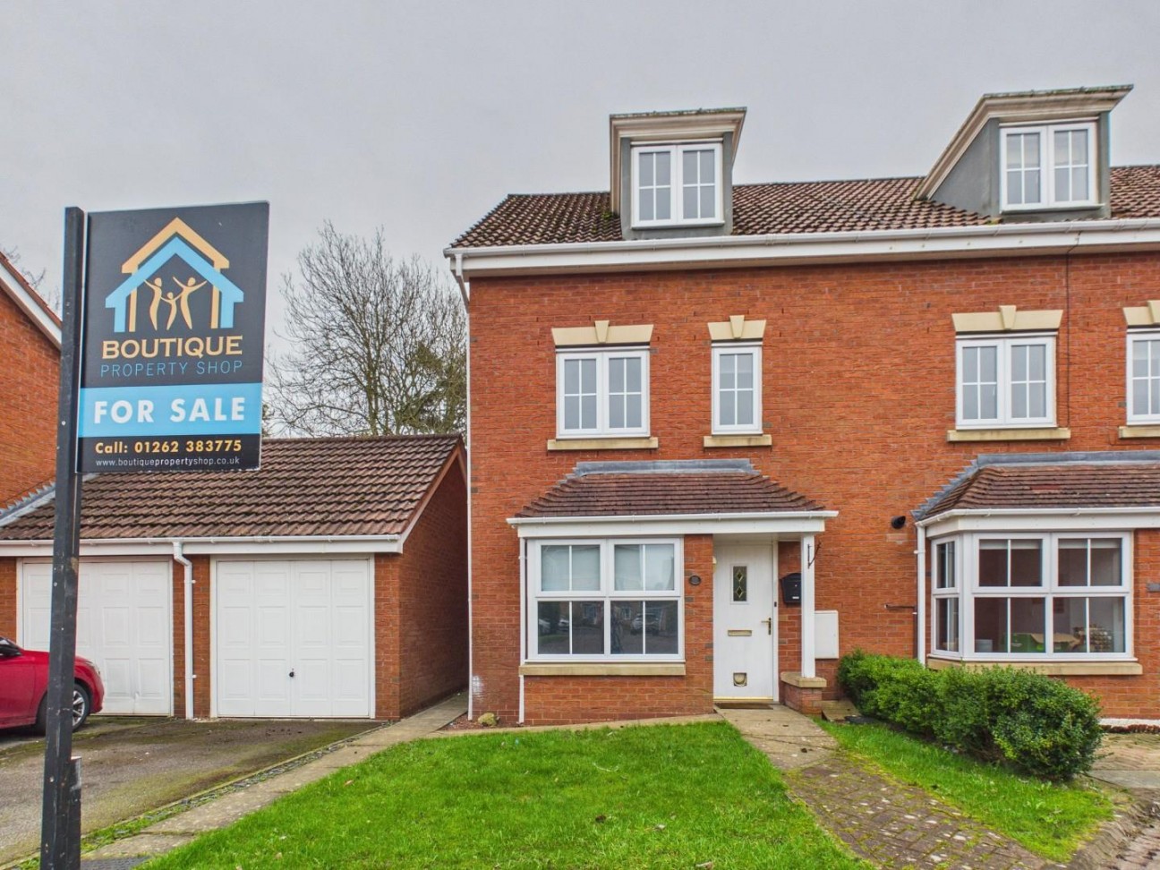 4 bedroom House (unspecified) For Sale