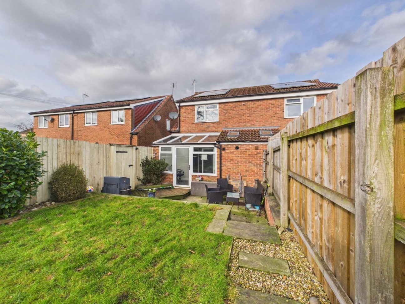 2 bedroom Semi-detached house For Sale