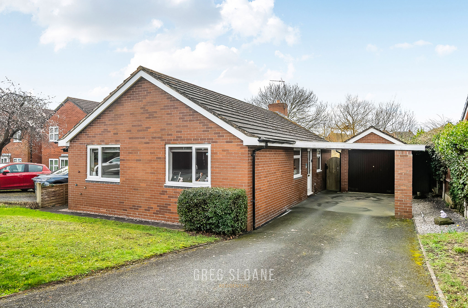 2 bedroom Detached bungalow Under Offer