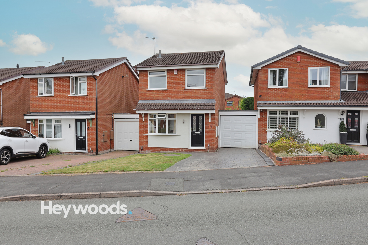 2 bedroom Detached house Sold