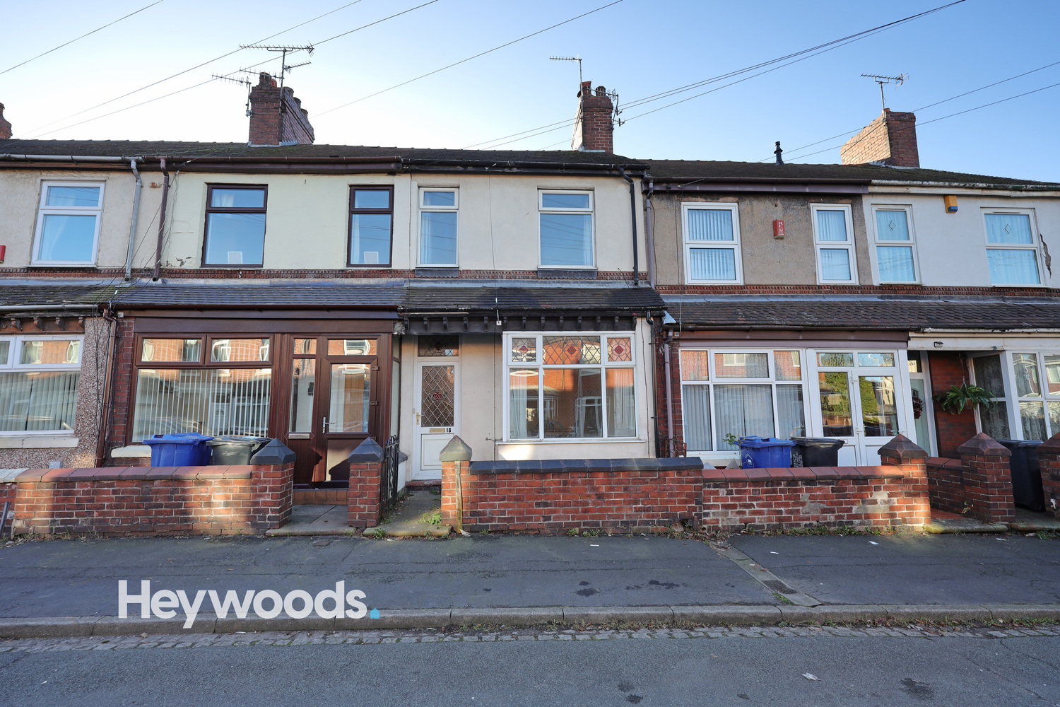 2 bedroom Terraced House Under Offer