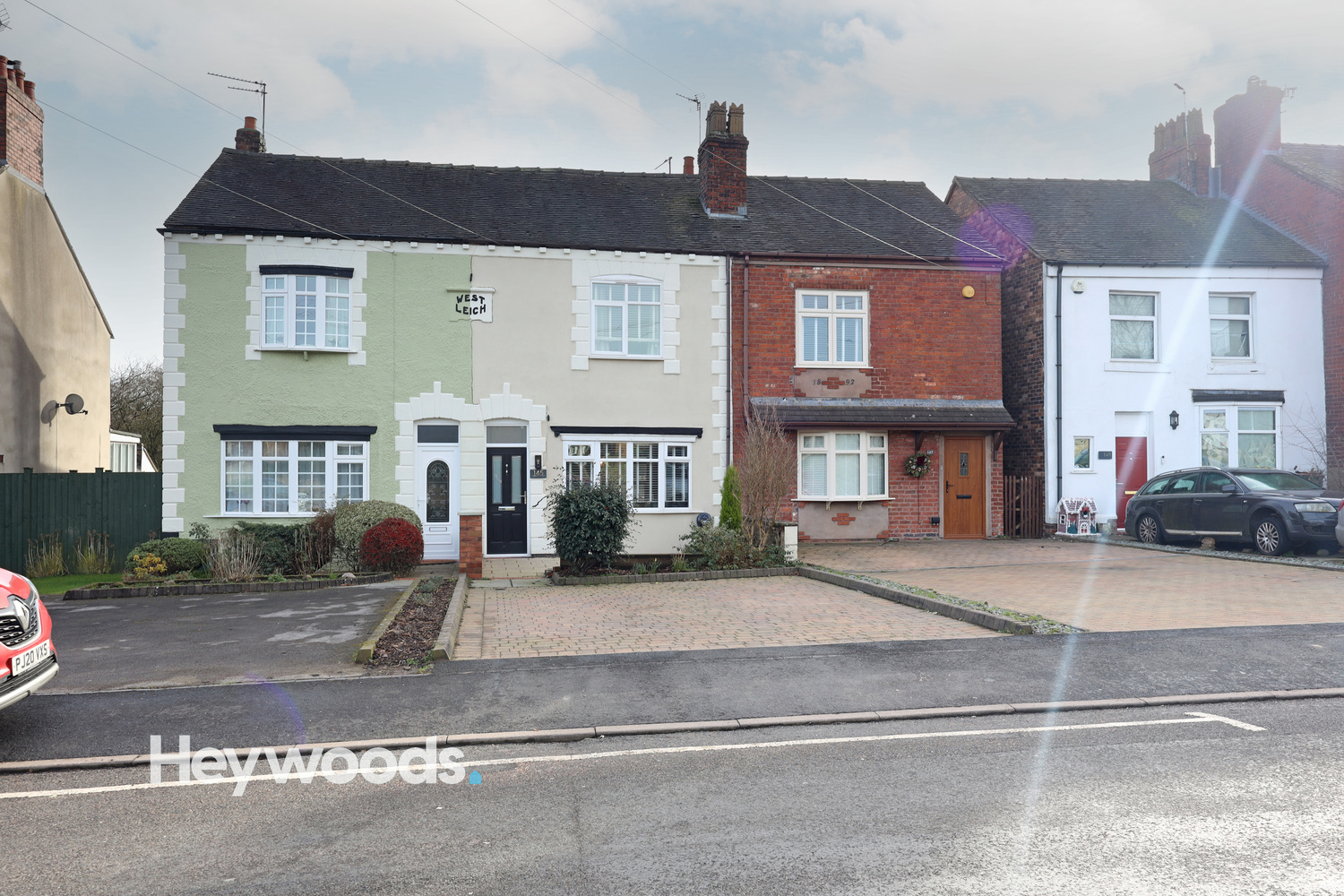 3 bedroom Town house For Sale