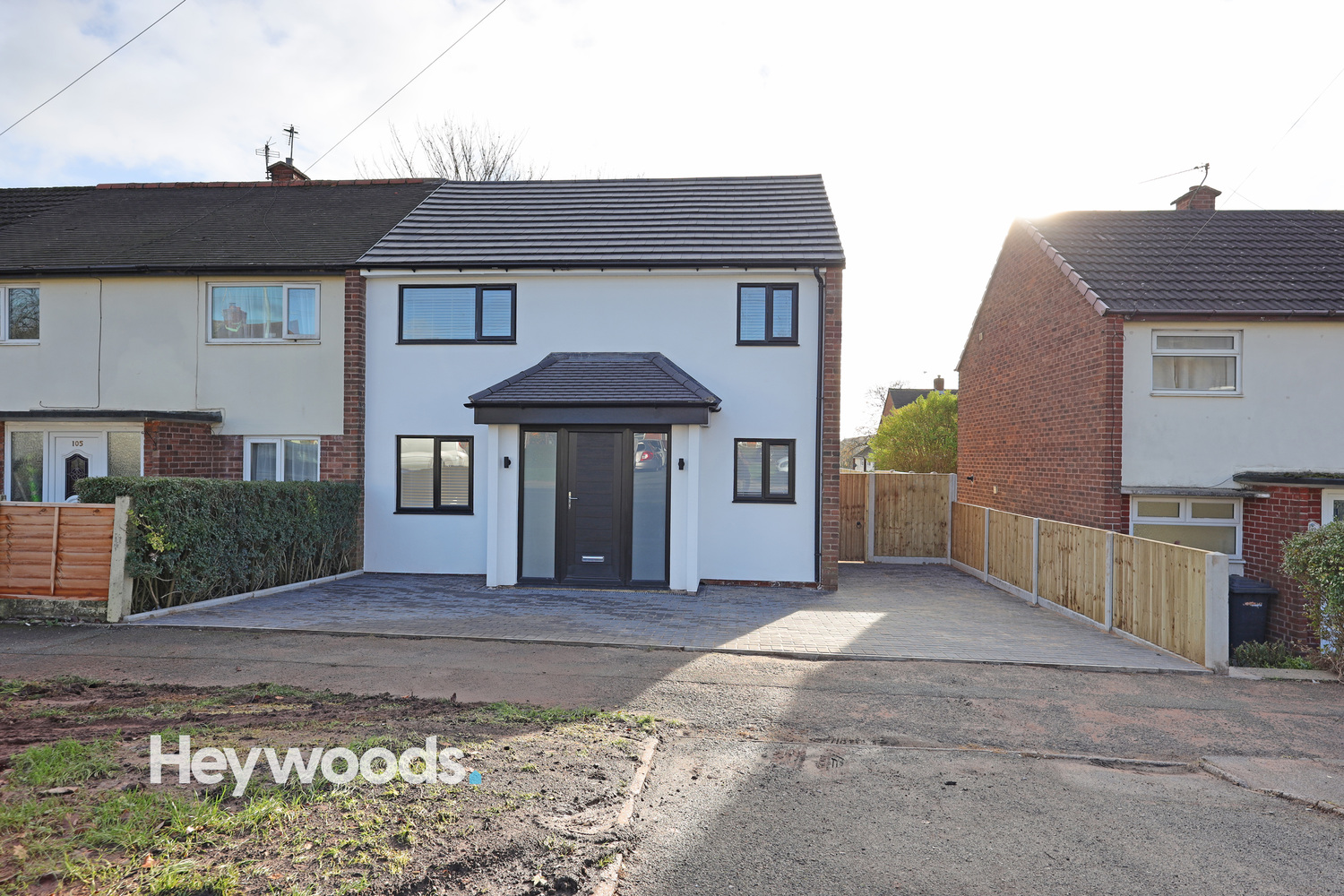 3 bedroom Town house Under Offer