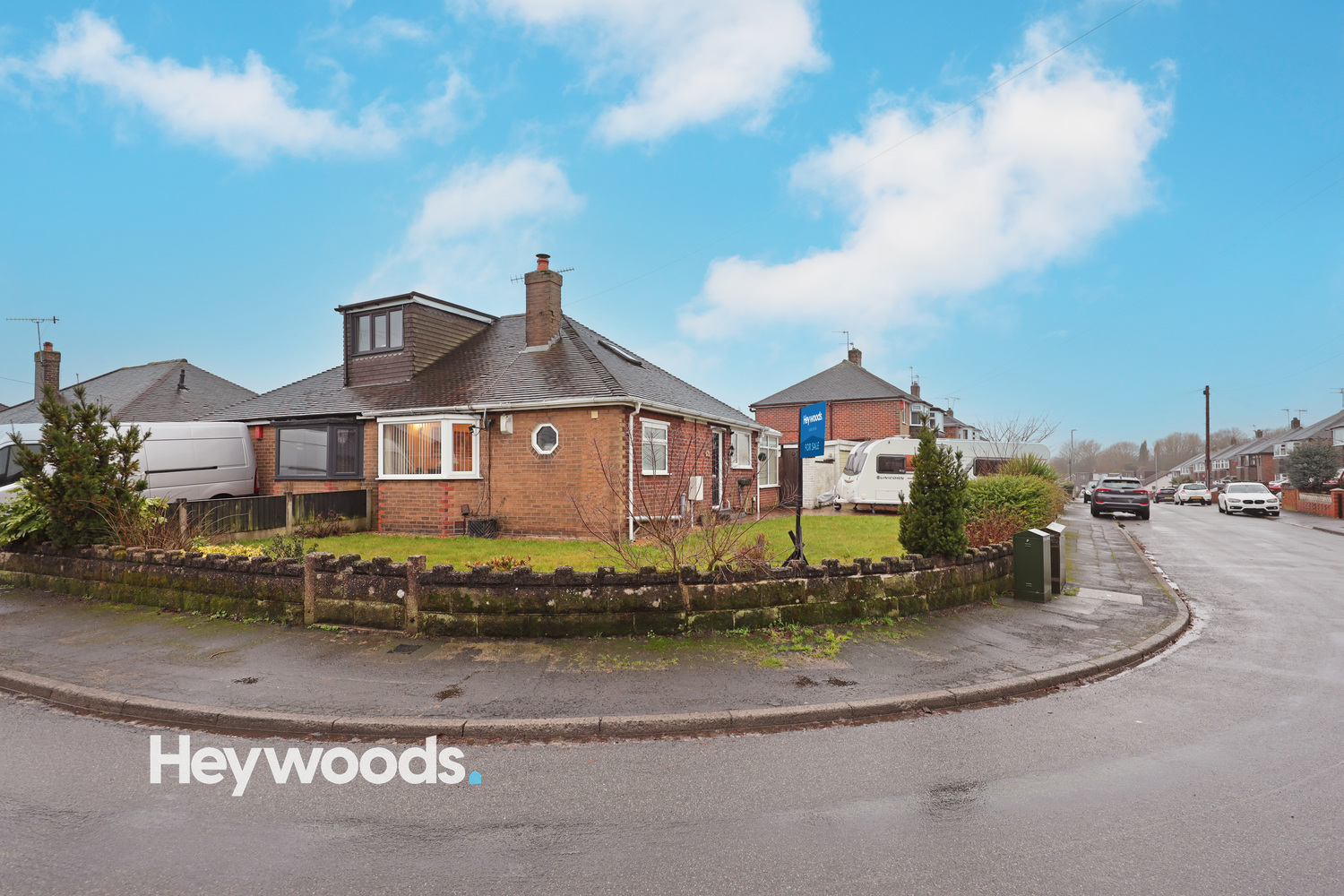 1 bedroom Detached bungalow For Sale