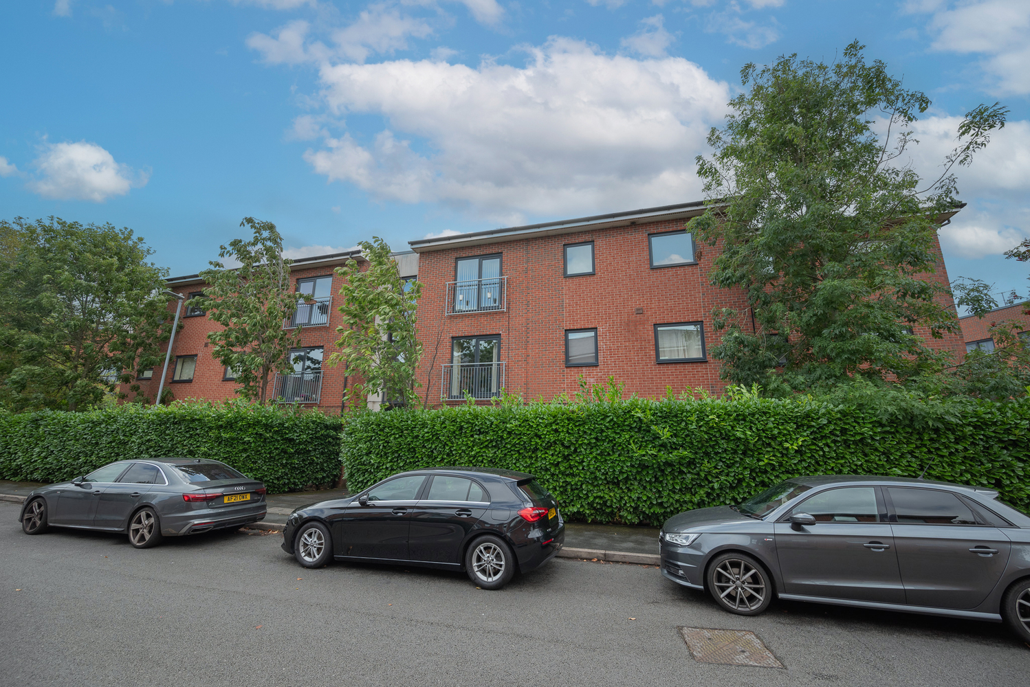 2 bedroom Flat Let