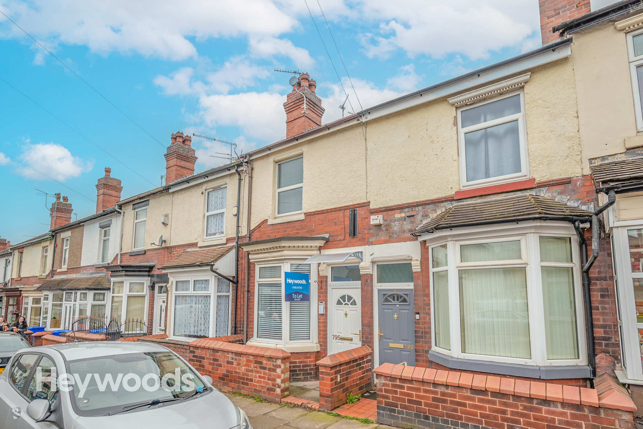 2 bedroom Terraced House To Let