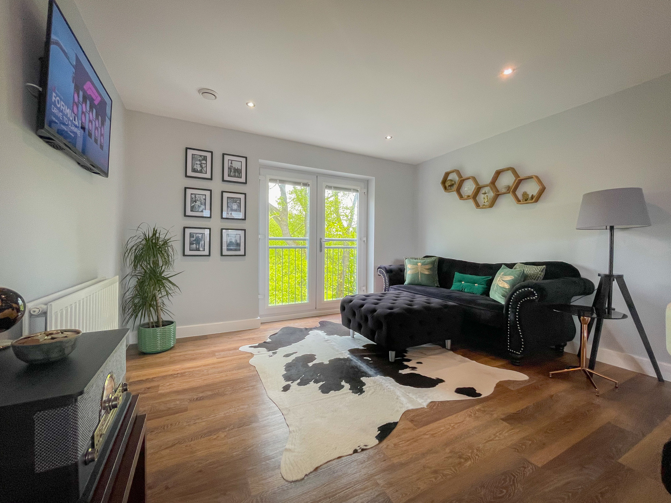 2 bedroom Flat Let