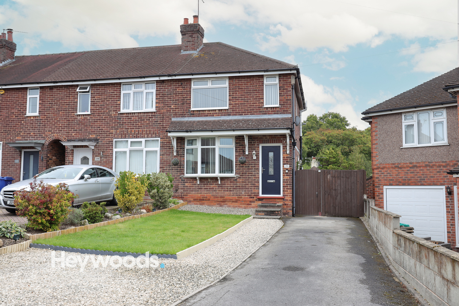2 bedroom Town house Under Offer