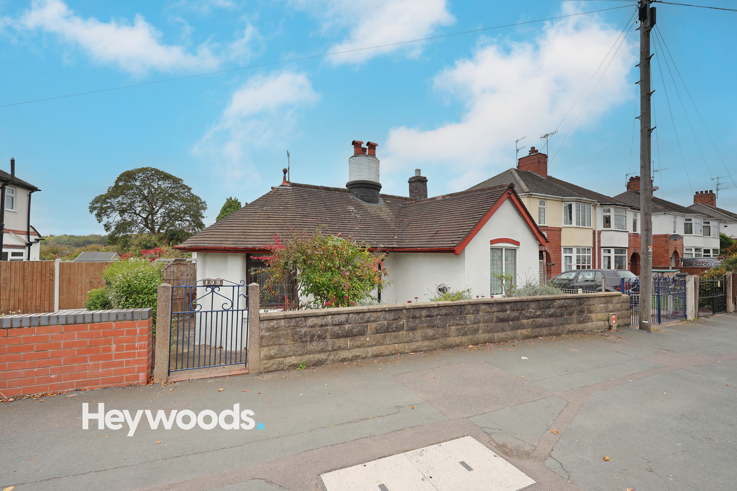 2 bedroom Detached bungalow Under Offer
