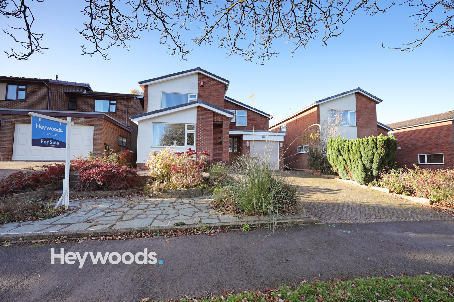 4 bedroom Detached house Under Offer