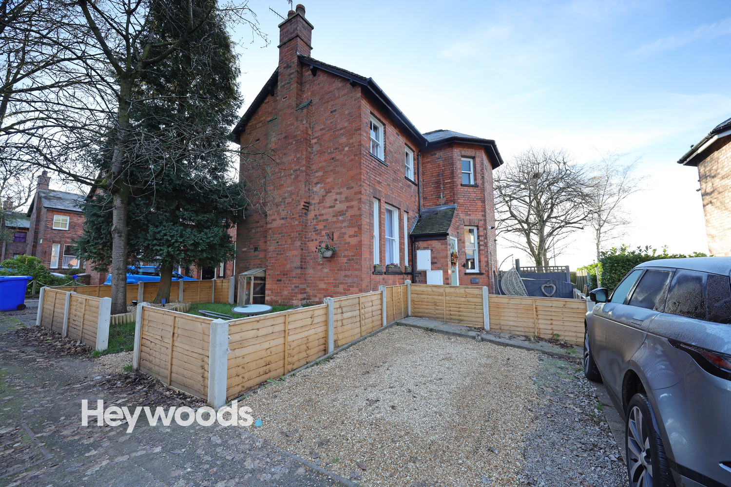 2 bedroom Town house For Sale