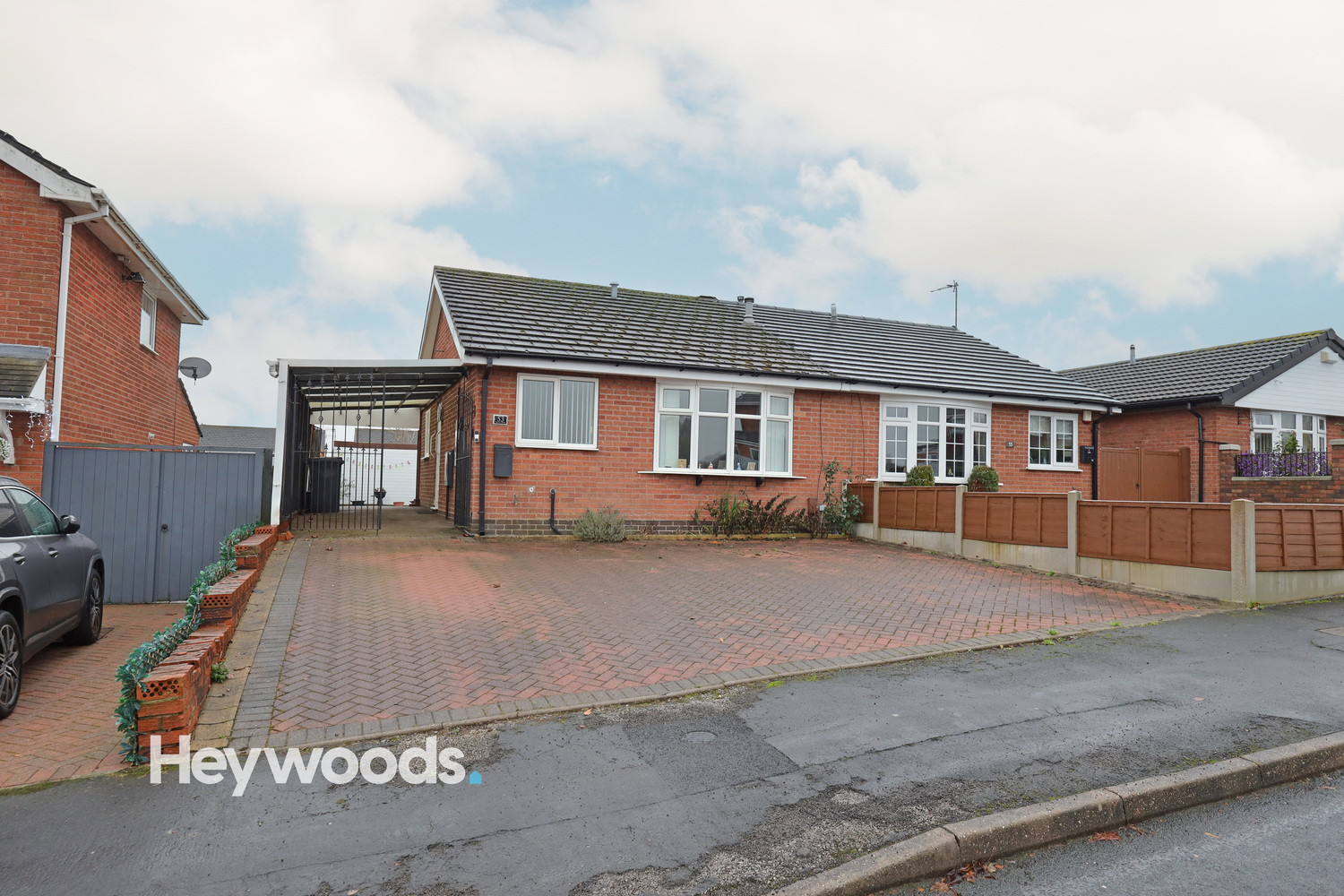 2 bedroom Detached bungalow Under Offer