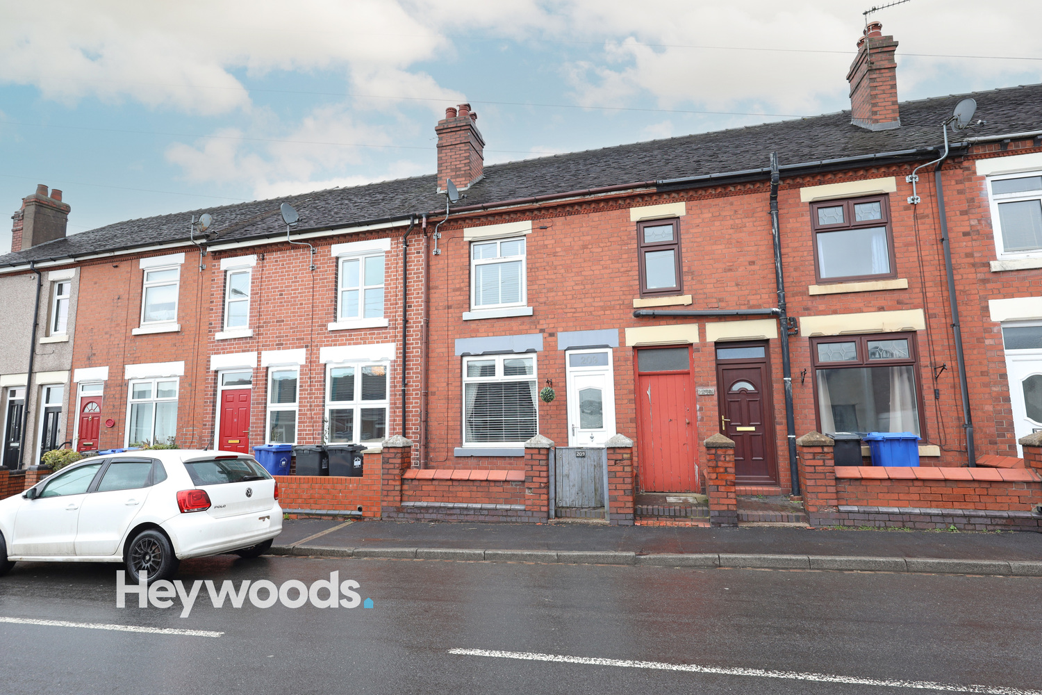2 bedroom Terraced House Under Offer