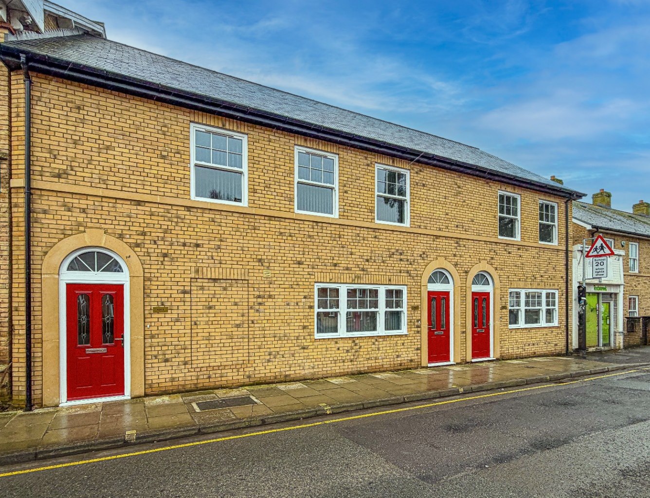 2 bedroom Apartment Let