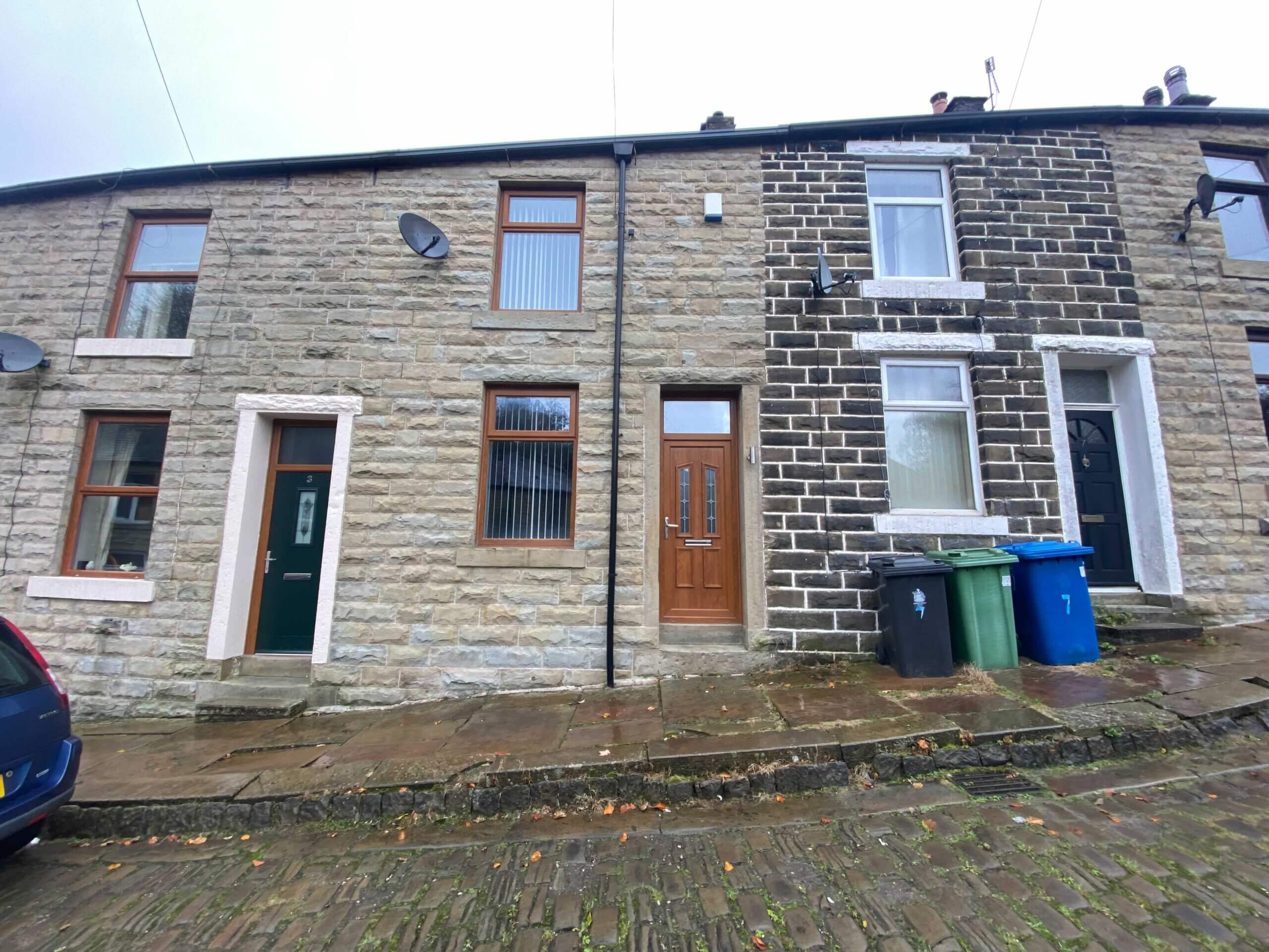 2 bedroom Terraced House To Let