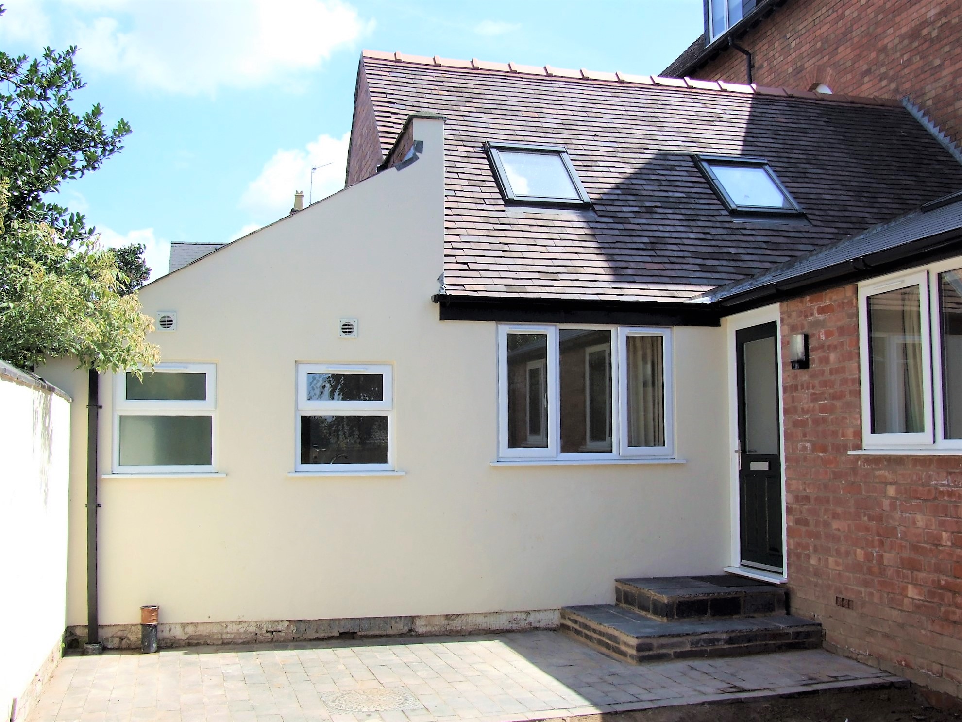 1 bedroom Flat To Let