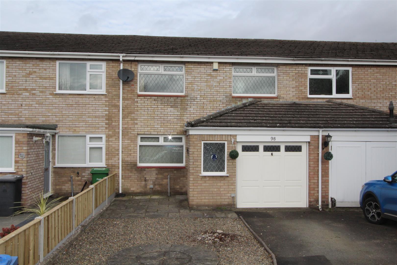 3 bedroom  For Sale