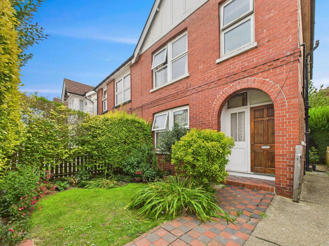 1 bedroom Flat Under Offer