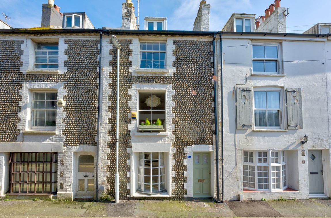 4 bedroom Terraced House Sold