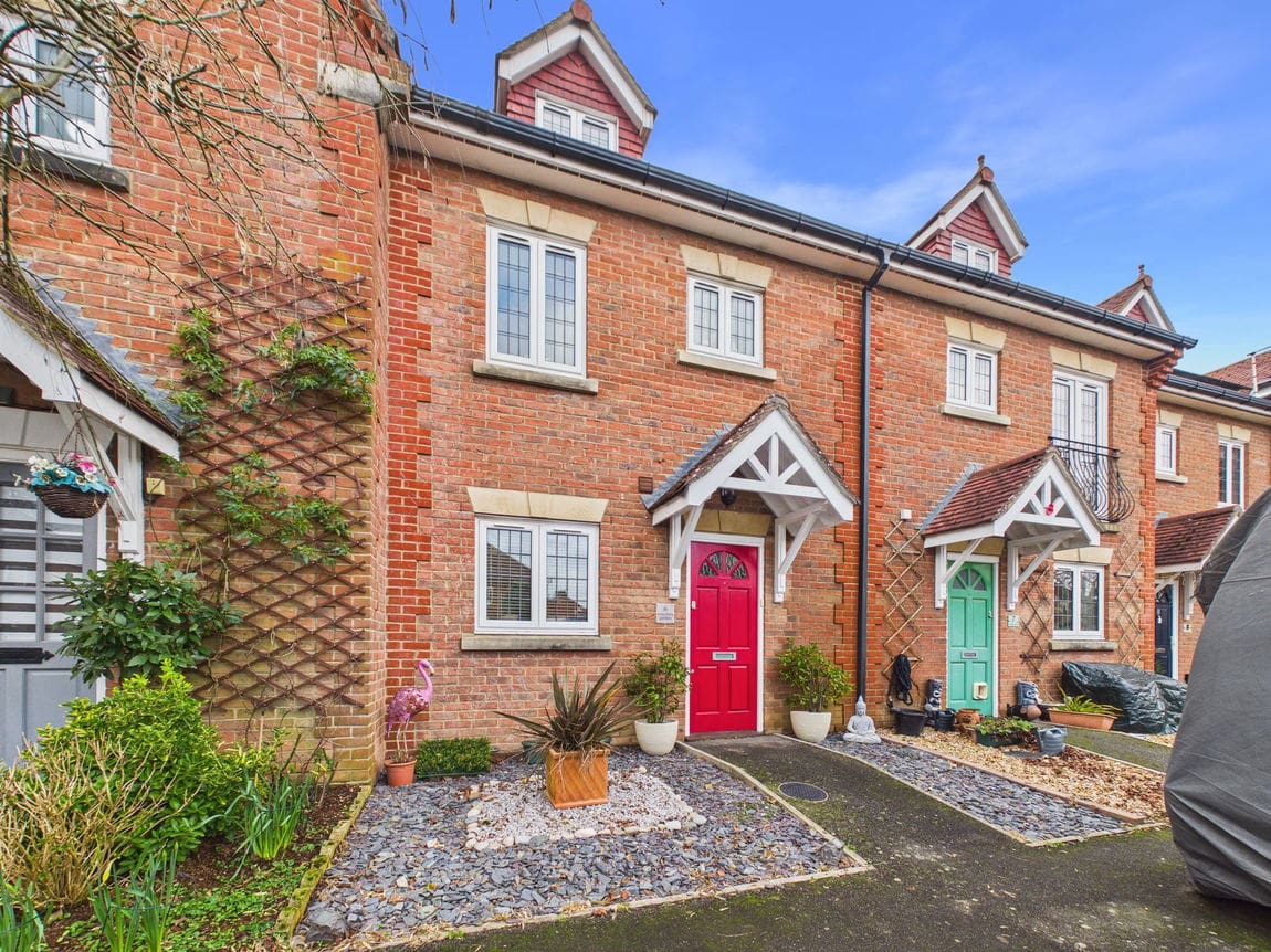4 bedroom Town house For Sale