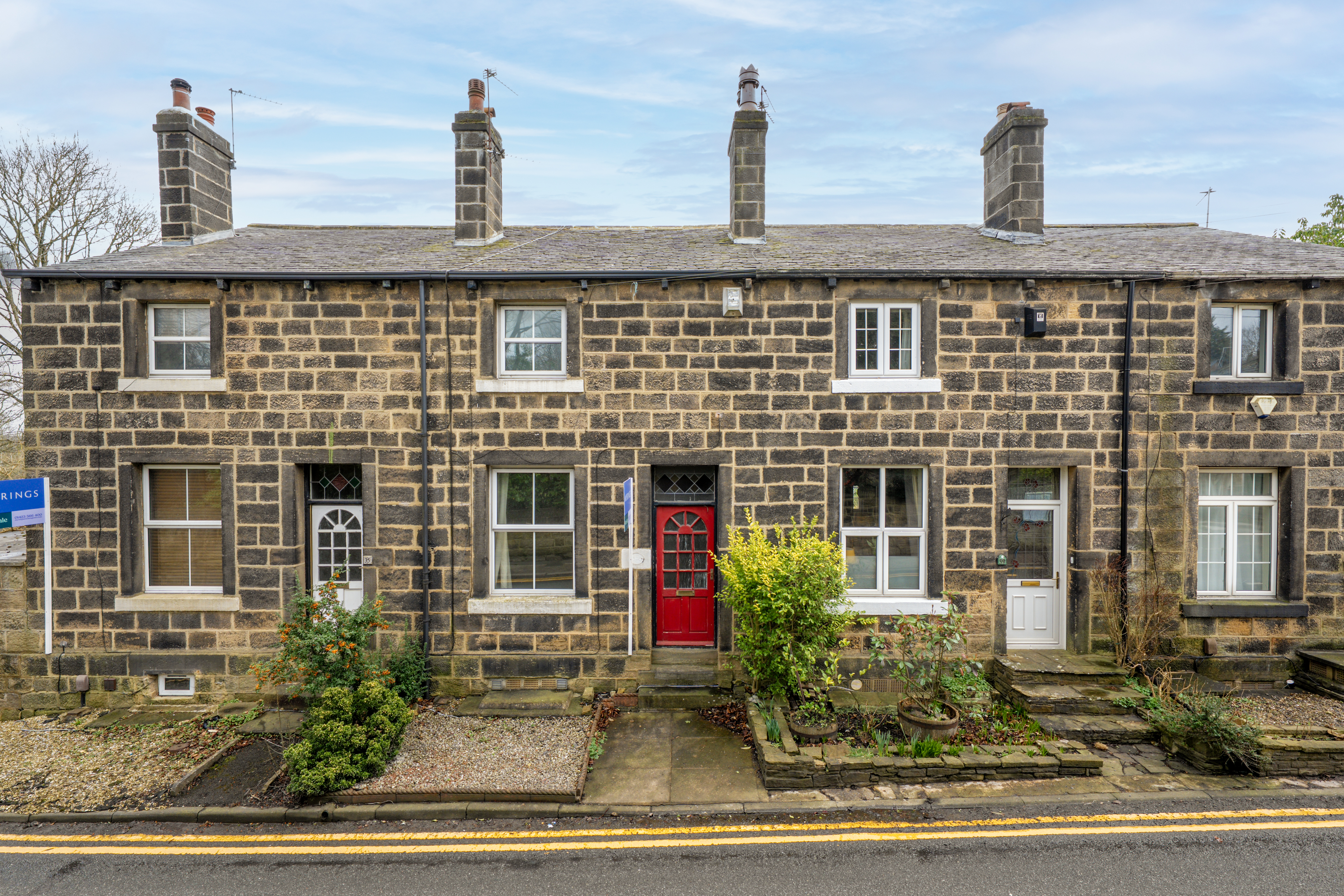 2 bedroom Terraced House Under Offer