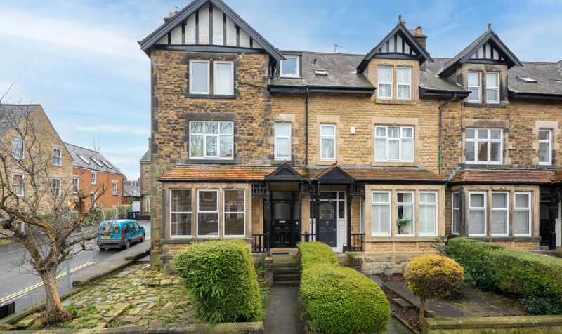 2 bedroom Apartment Under Offer