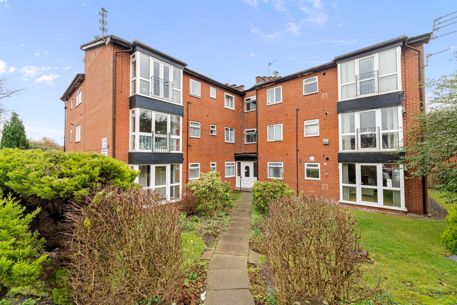 1 bedroom Flat Under Offer