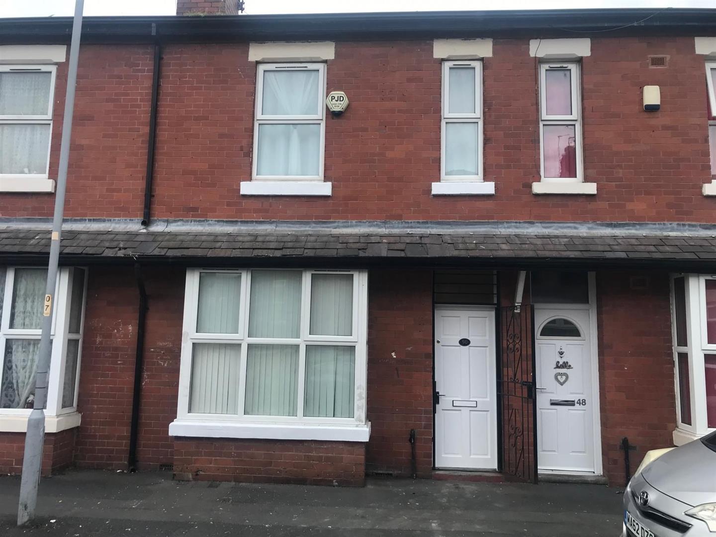 4 bedroom Terraced House For Sale