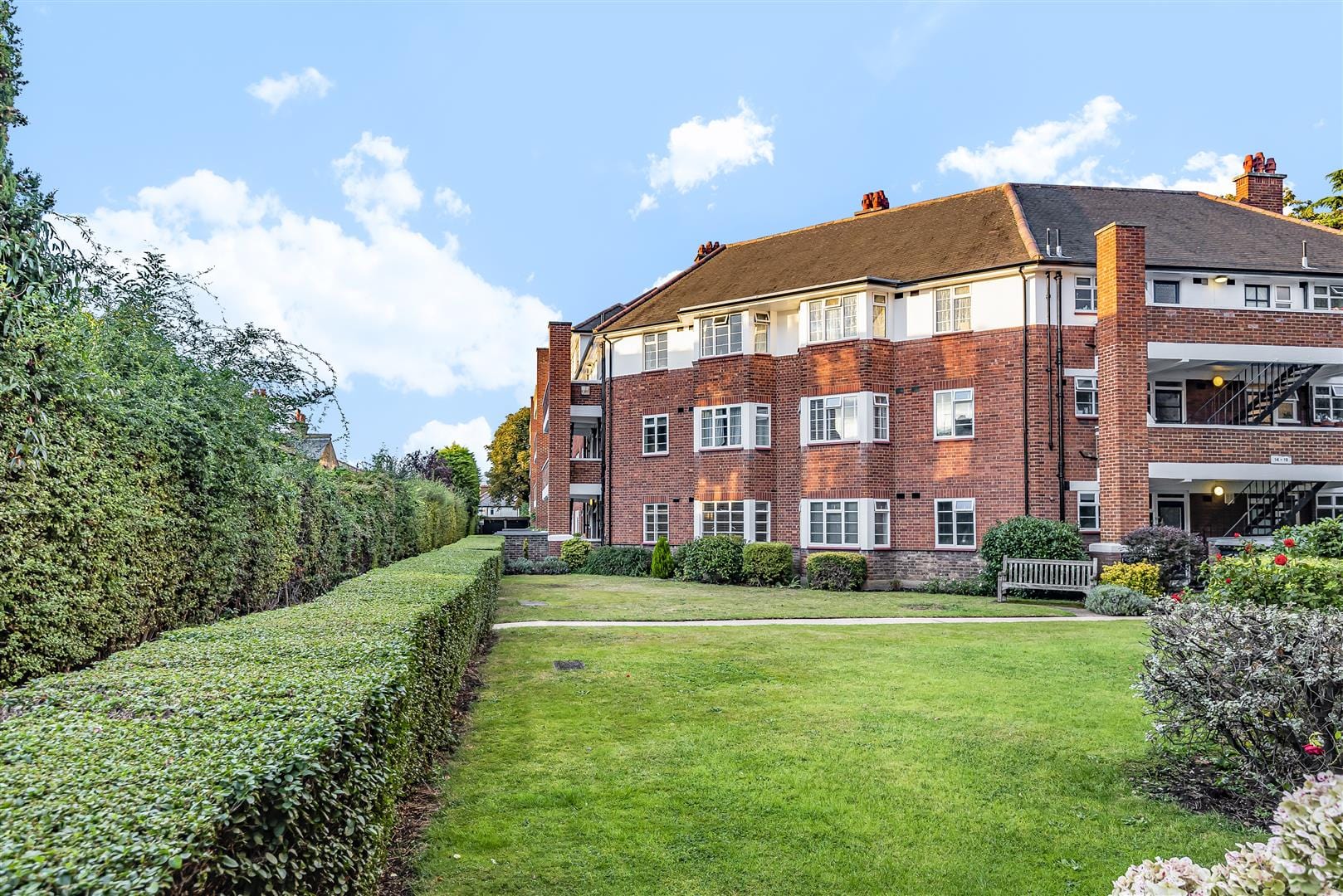 2 bedroom Flat Let