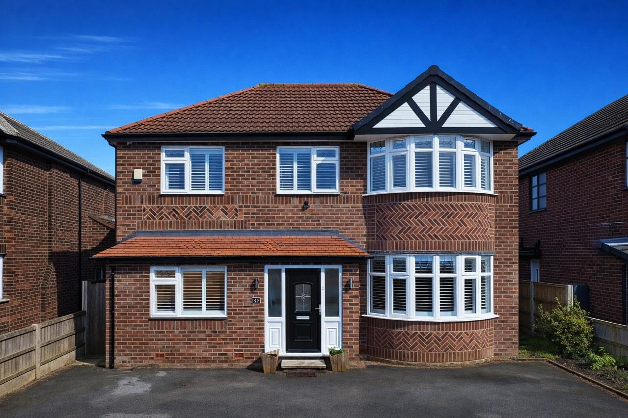 4 bedroom Detached house For Sale