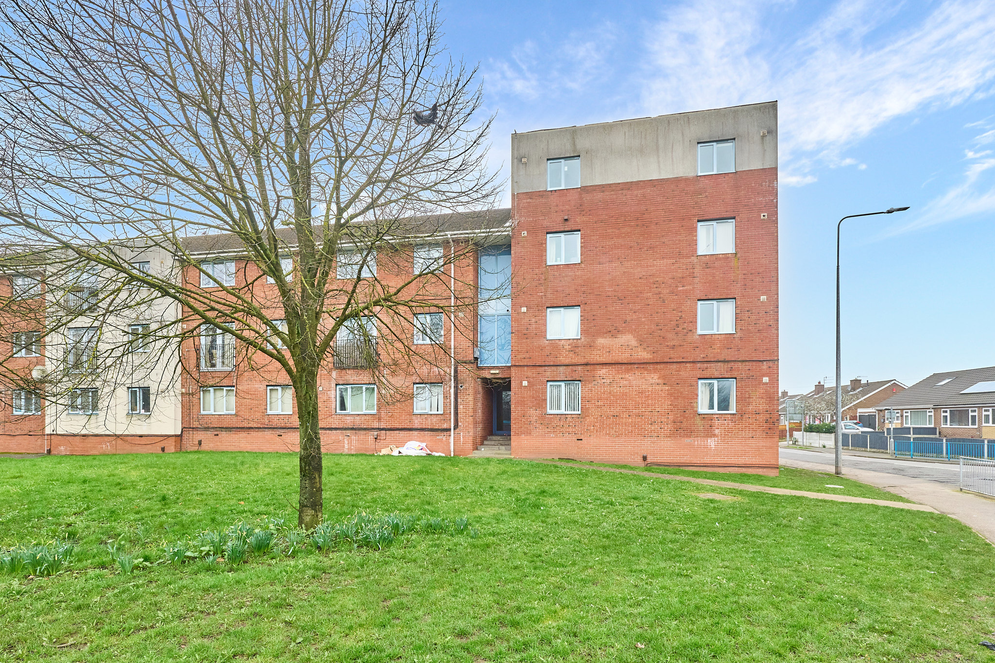 2 bedroom Ground floor flat Sold
