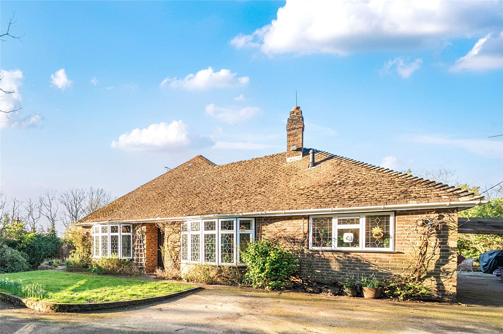 3 bedroom Detached bungalow Under Offer