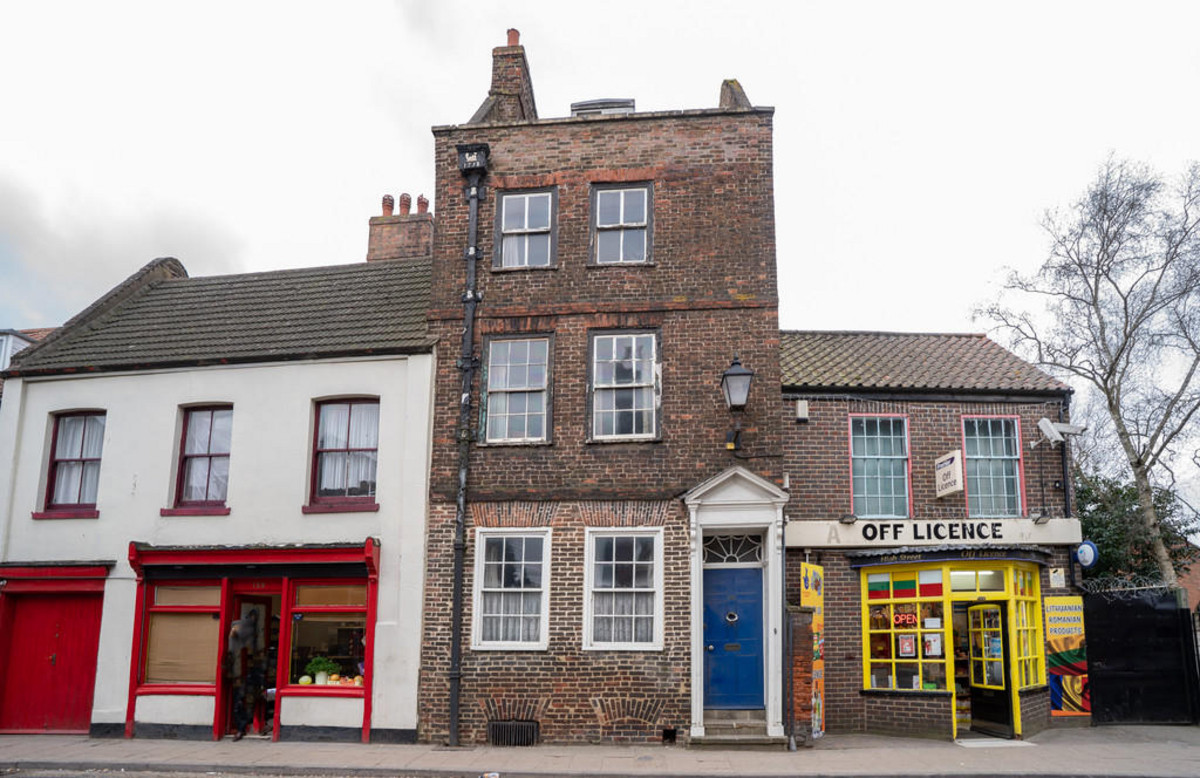 3 bedroom Town house For Sale