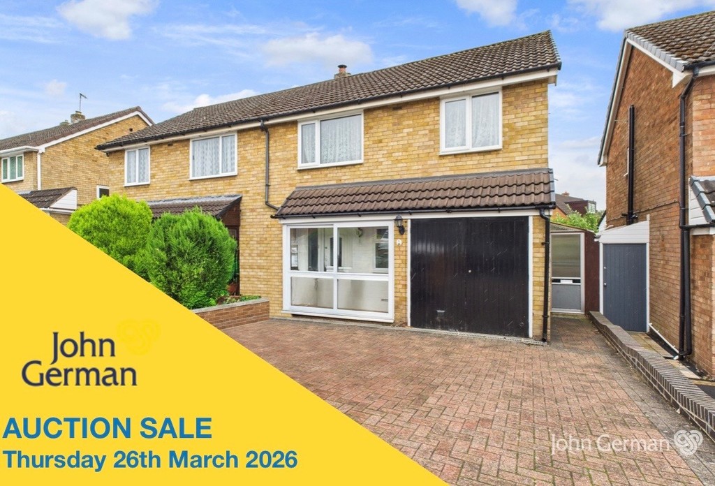 3 bedroom Semi-detached house For Sale