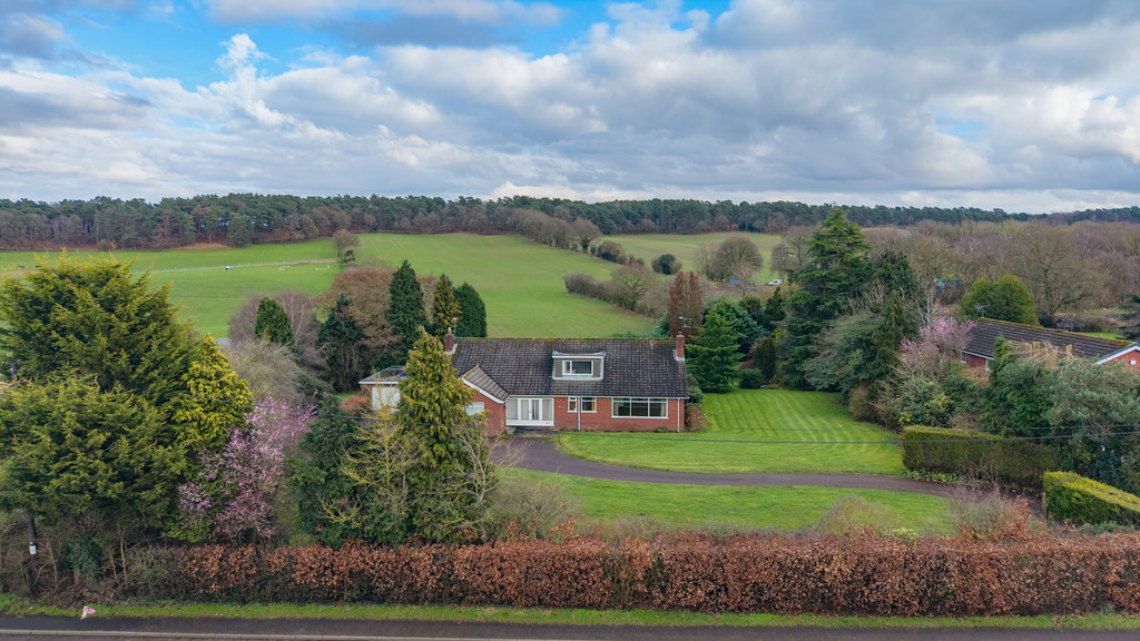 3 bedroom Property For Sale