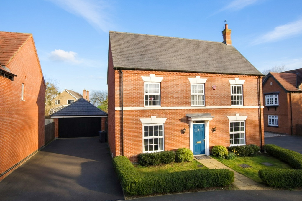4 bedroom Detached house For Sale