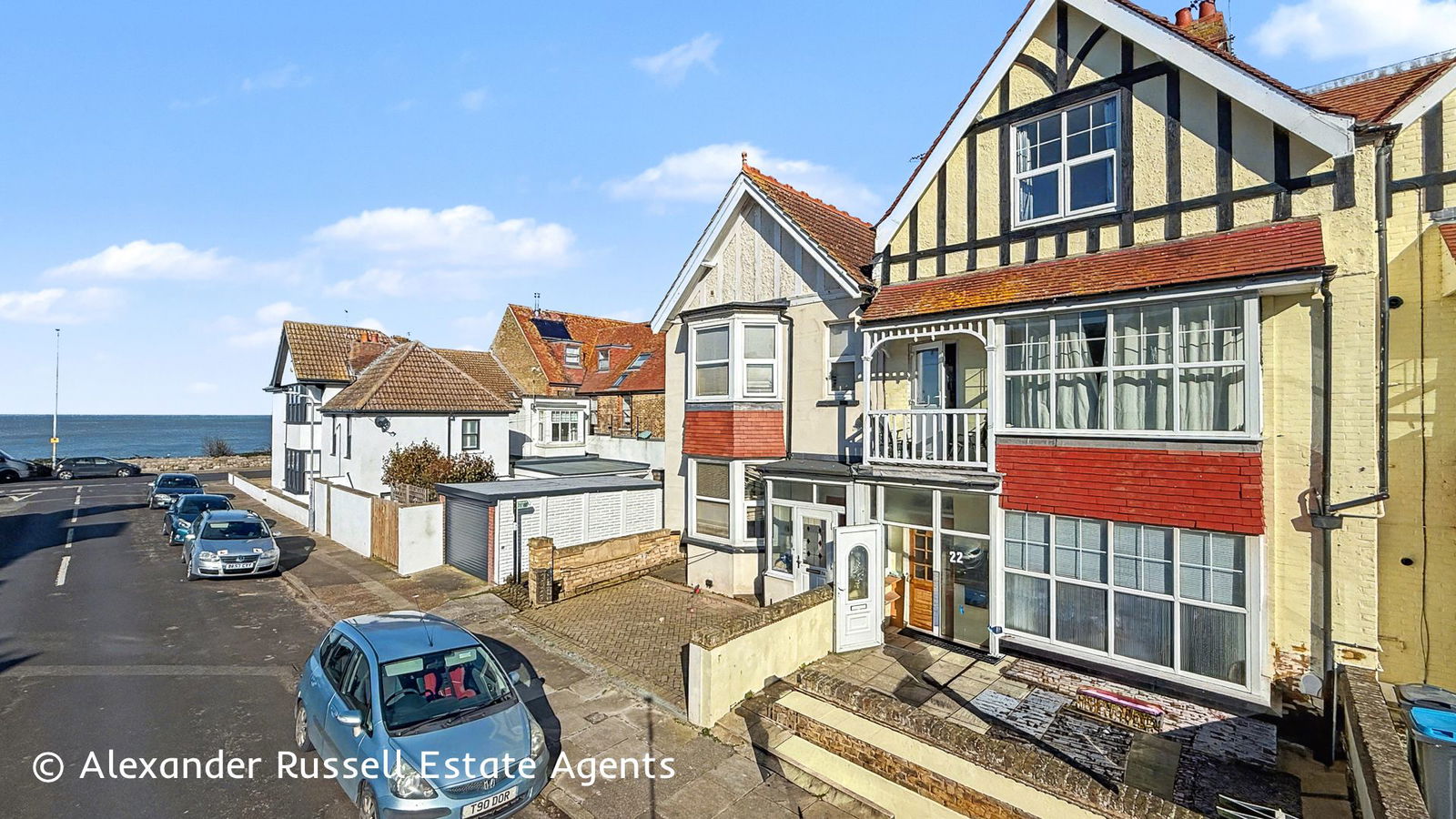 2 bedroom Flat Under Offer