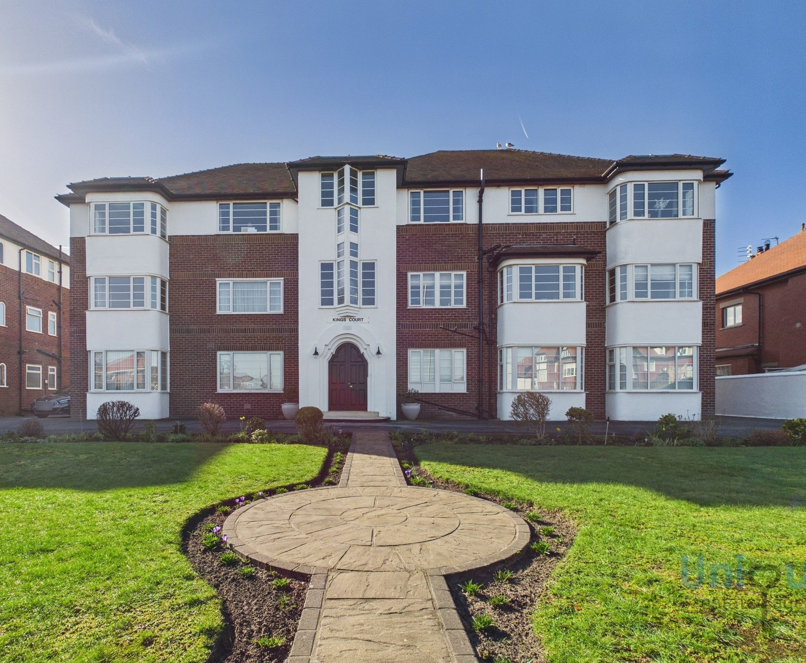 2 bedroom Block of Apartments For Sale