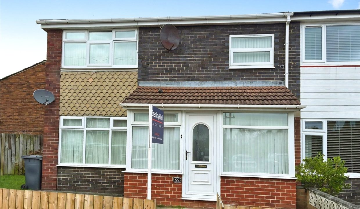 3 bedroom Property For Sale