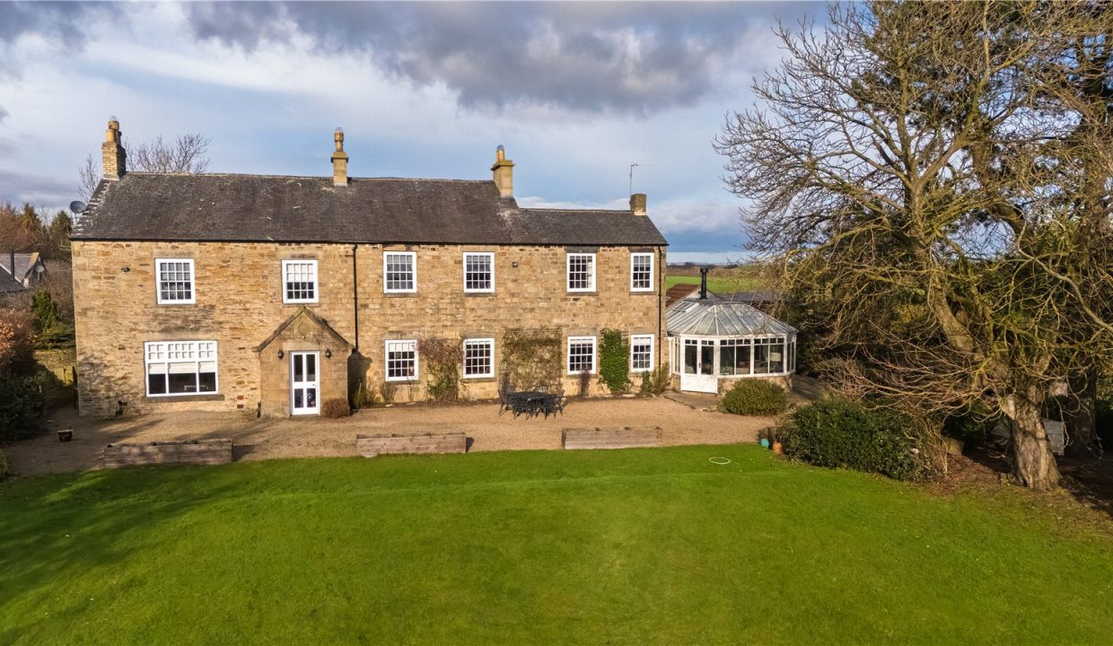 4 bedroom House (unspecified) For Sale