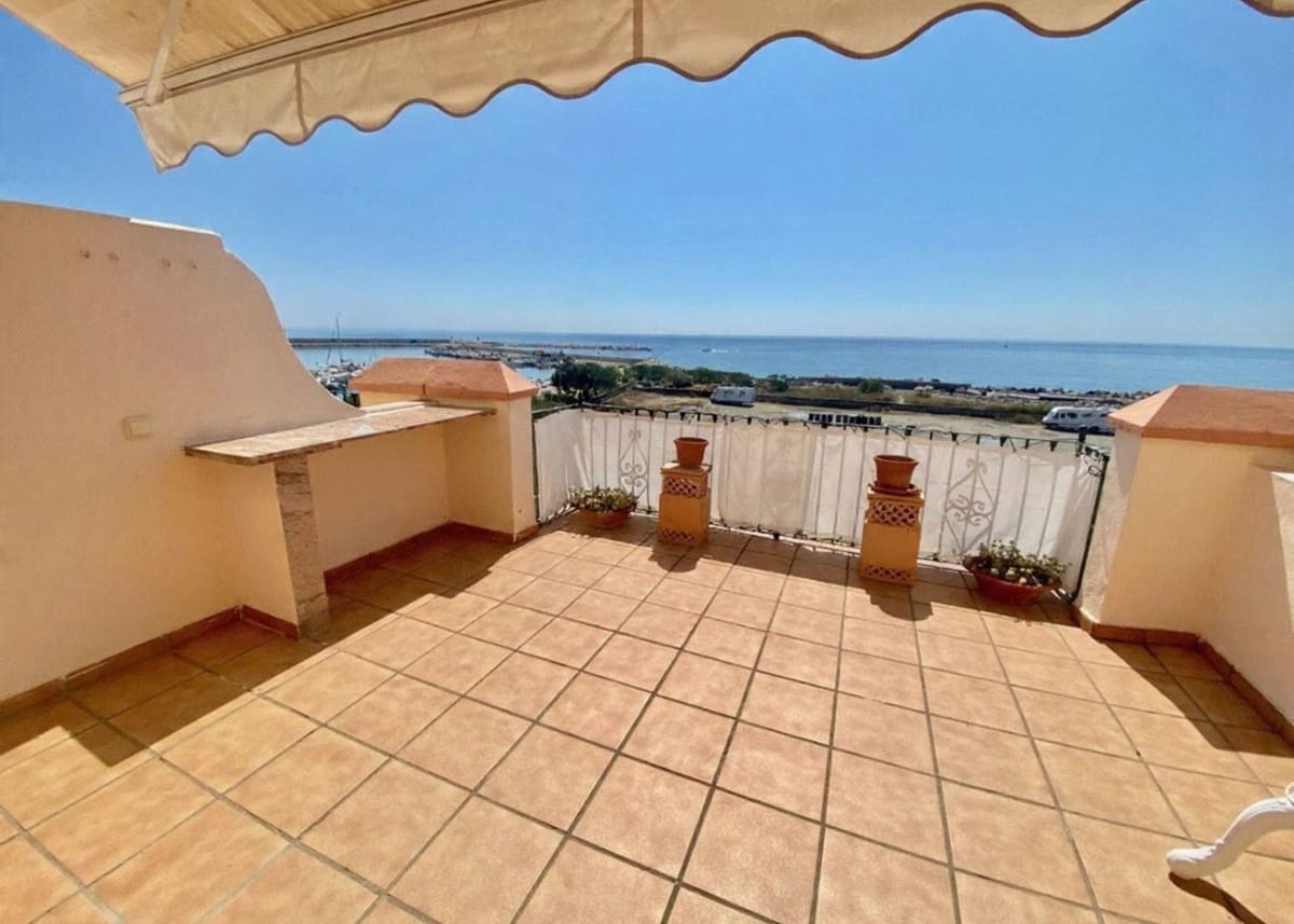 5 bedroom Villa For Sale