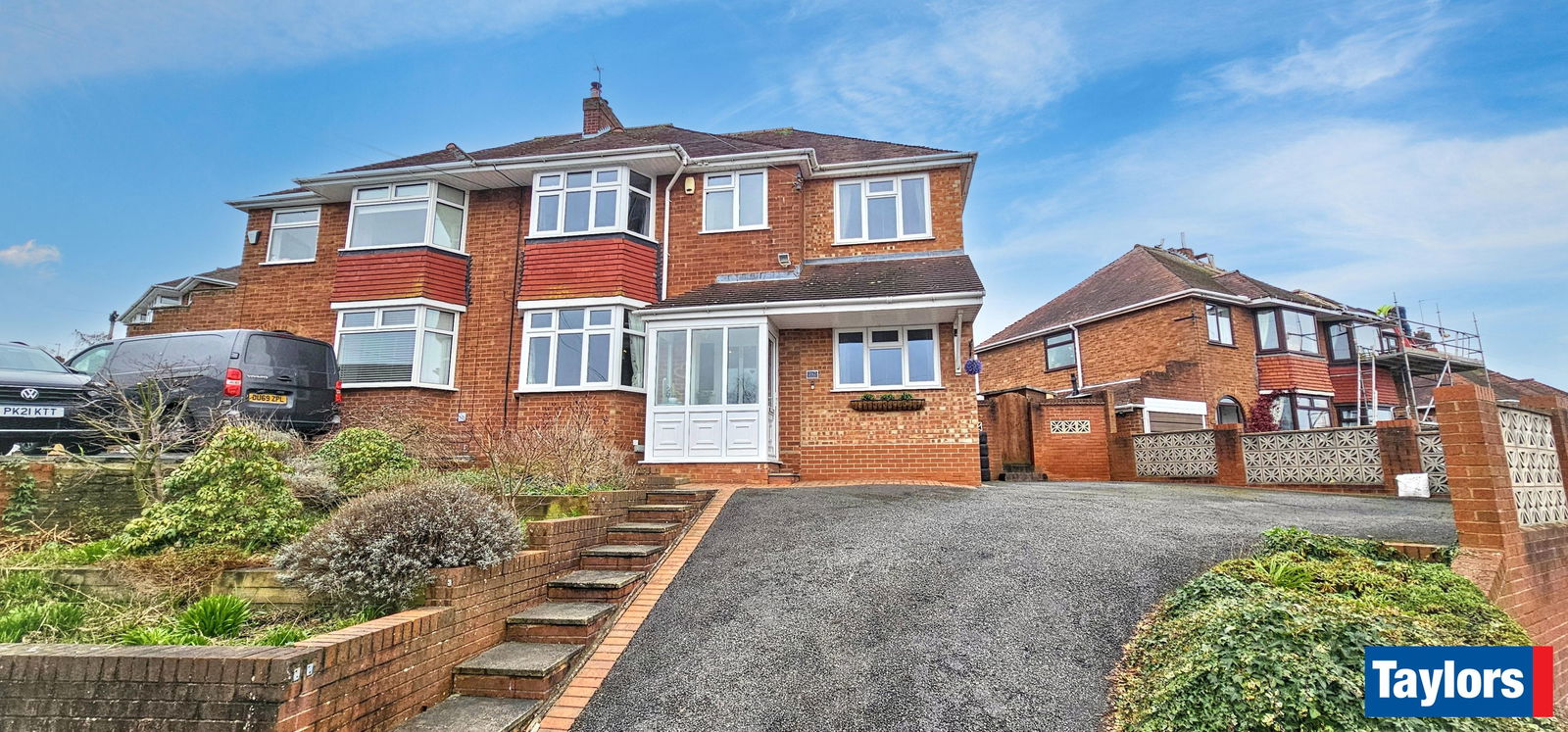 4 bedroom Semi-detached house For Sale