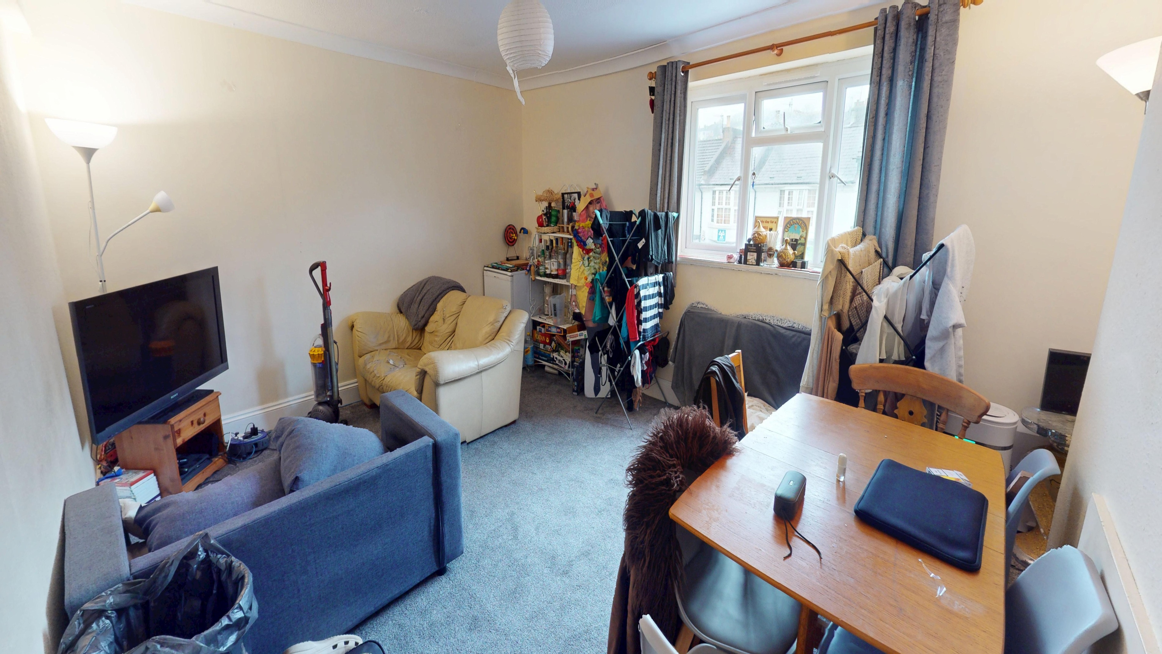 4 bedroom Maisonette To Let