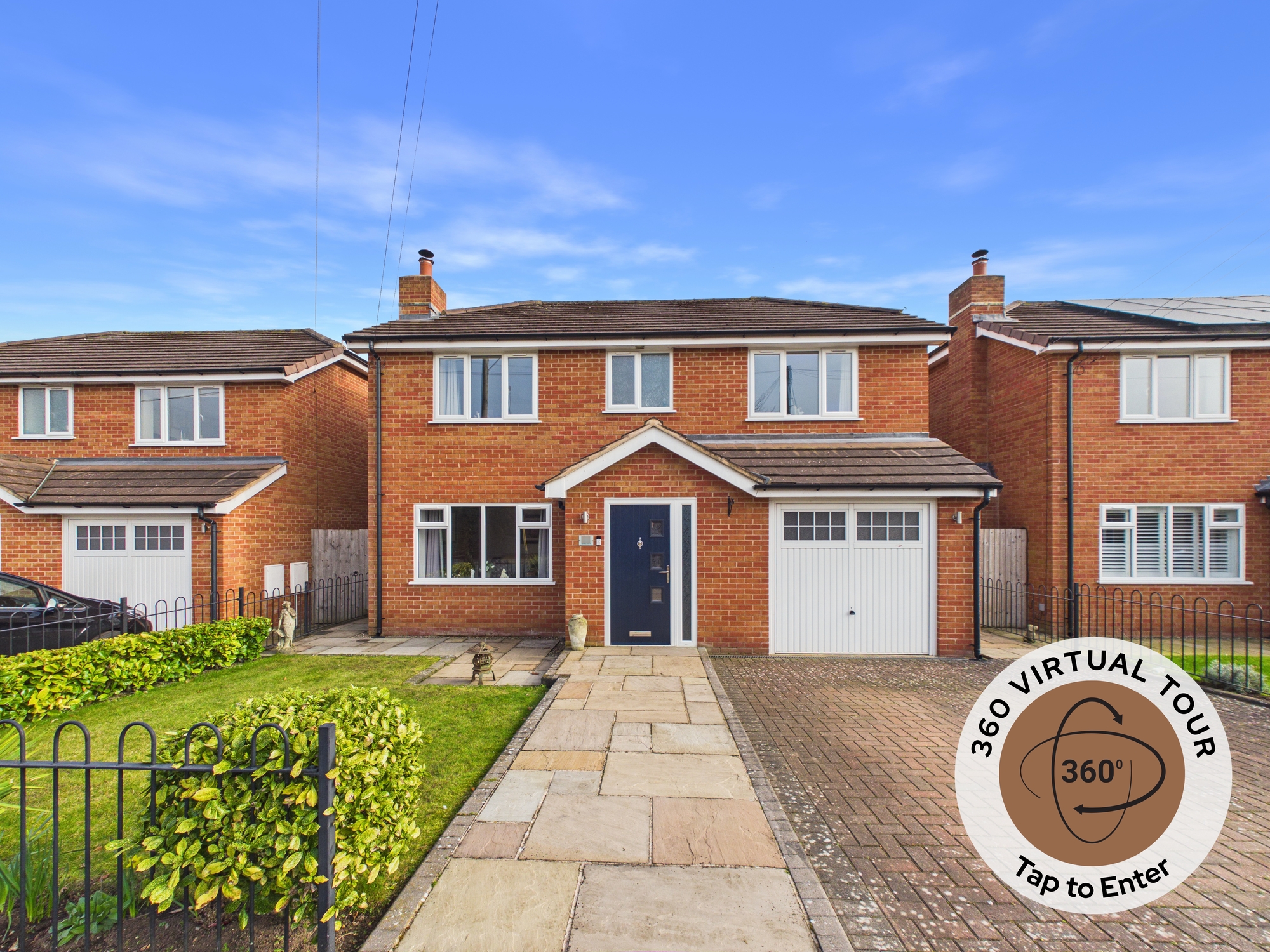 4 bedroom Detached house Under Offer